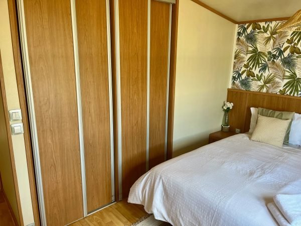 CASA BLANCA Twin Lodge – Plot 24/5 Lazy Days Pueblo Fiesta - Mollina, Spain - Image 33
