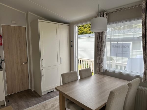 Willerby Aspen Lodge 2017 40 x 13 2 Bedroom Truro TR4 9QE - Image 6