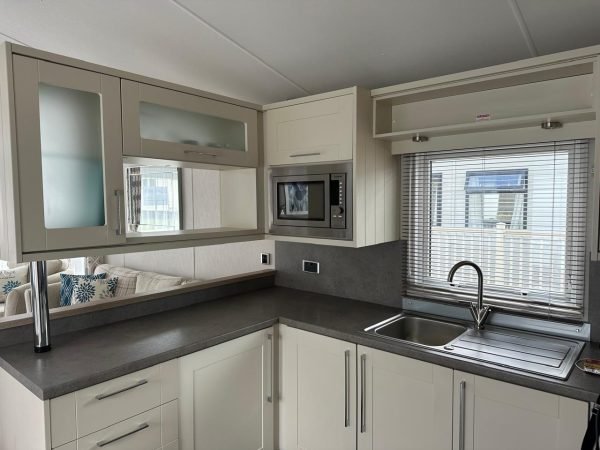 Willerby Aspen Lodge 2017 40 x 13 2 Bedroom Truro TR4 9QE - Image 7