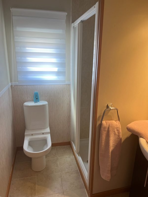 CASA BLANCA Twin Lodge – Plot 24/5 Lazy Days Pueblo Fiesta - Mollina, Spain - Image 37