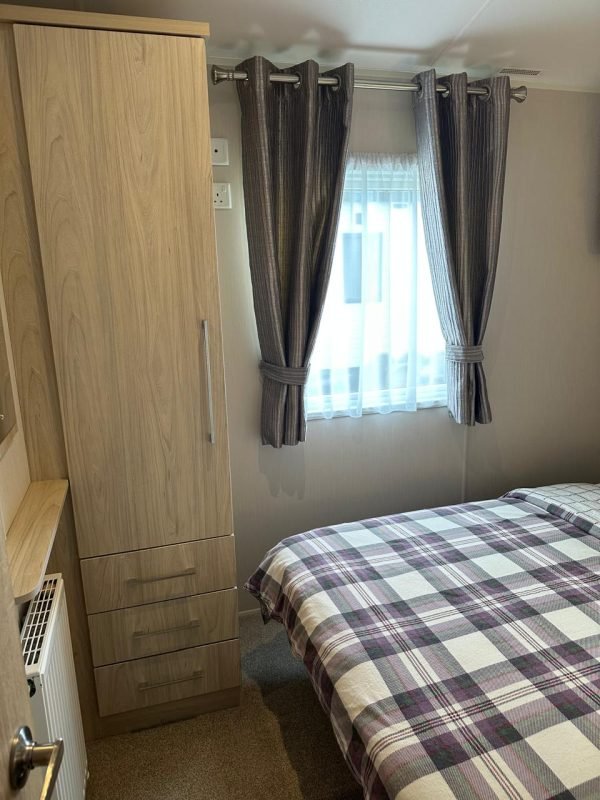 Willerby Aspen Lodge 2017 40 x 13 2 Bedroom Truro TR4 9QE - Image 10