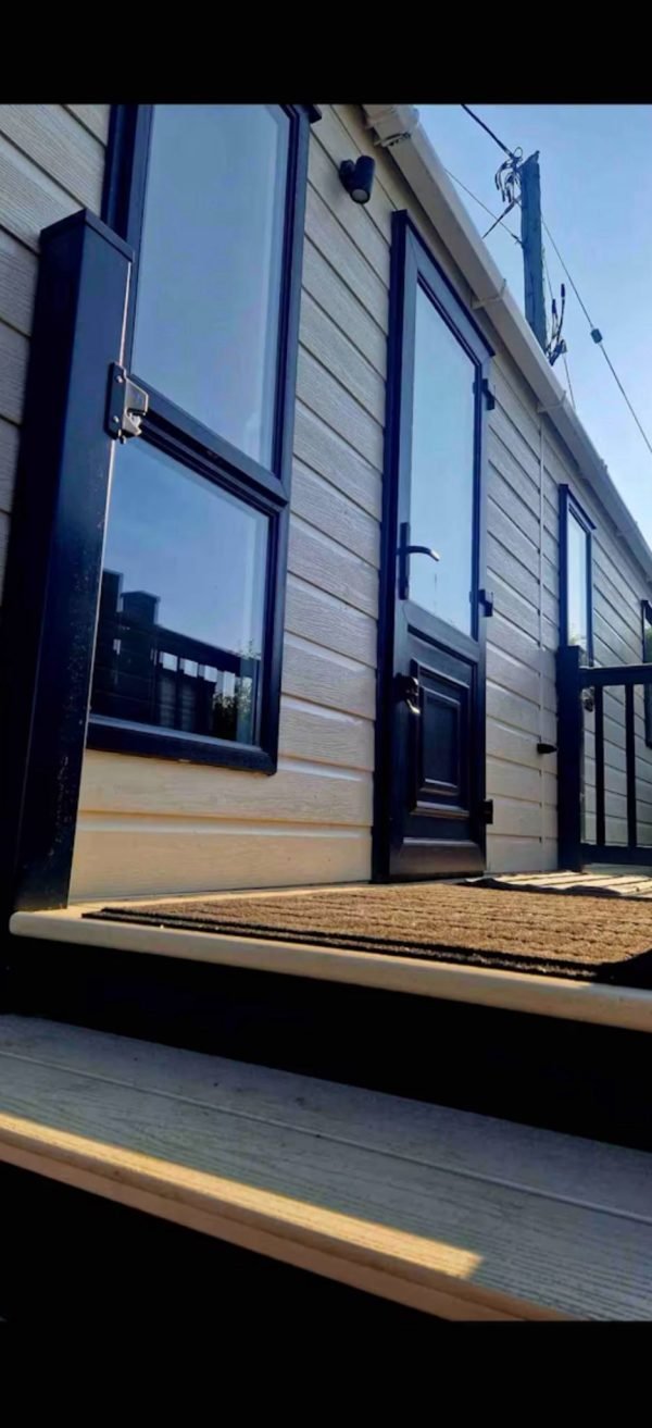 ABI Westwood 2017 44 x 13 2 Bed - North Denes Caravan Park, Lowestoft NR32 1UX - Image 18