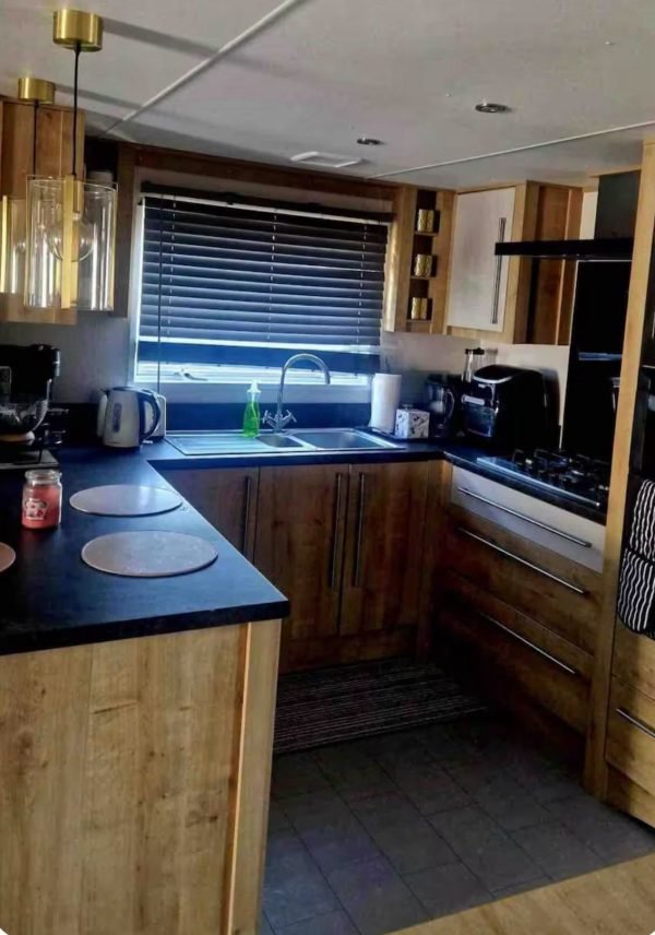 ABI Westwood 2017 44 x 13 2 Bed - North Denes Caravan Park, Lowestoft NR32 1UX - Image 17