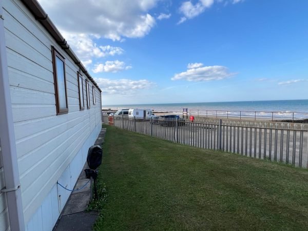 Carabuild Lodge Promenade Caravan Park Hornsea - HU18 1TH - Image 21