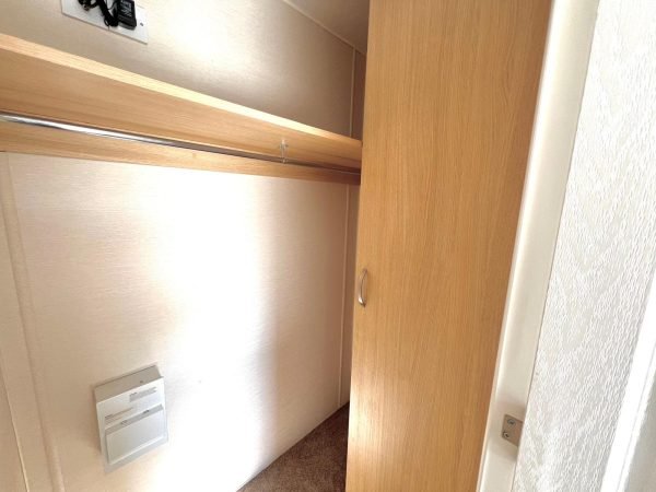 Carabuild Lodge Promenade Caravan Park Hornsea - HU18 1TH - Image 13