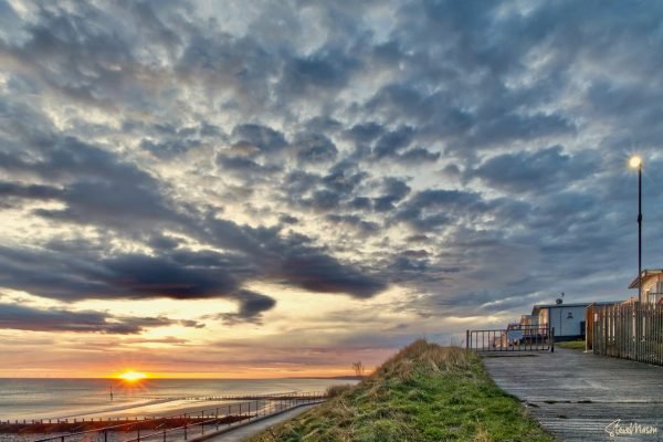 Carabuild Lodge Promenade Caravan Park Hornsea - HU18 1TH - Image 36