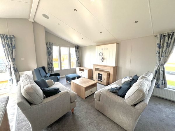 Willerby Pinehurst 40 x 20  2-Bed Luxury Lodge Longmeadows Holiday Park Withernsea - Image 6