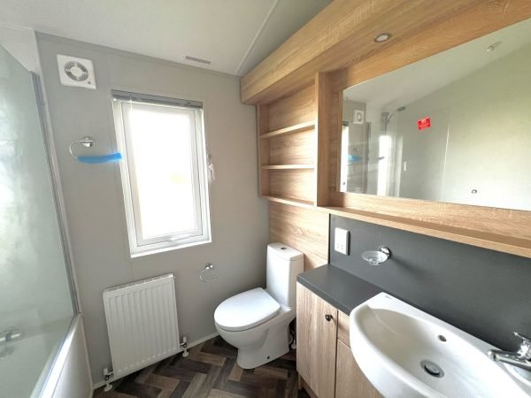 Willerby Pinehurst 40 x 20  2-Bed Luxury Lodge Longmeadows Holiday Park Withernsea - Image 16